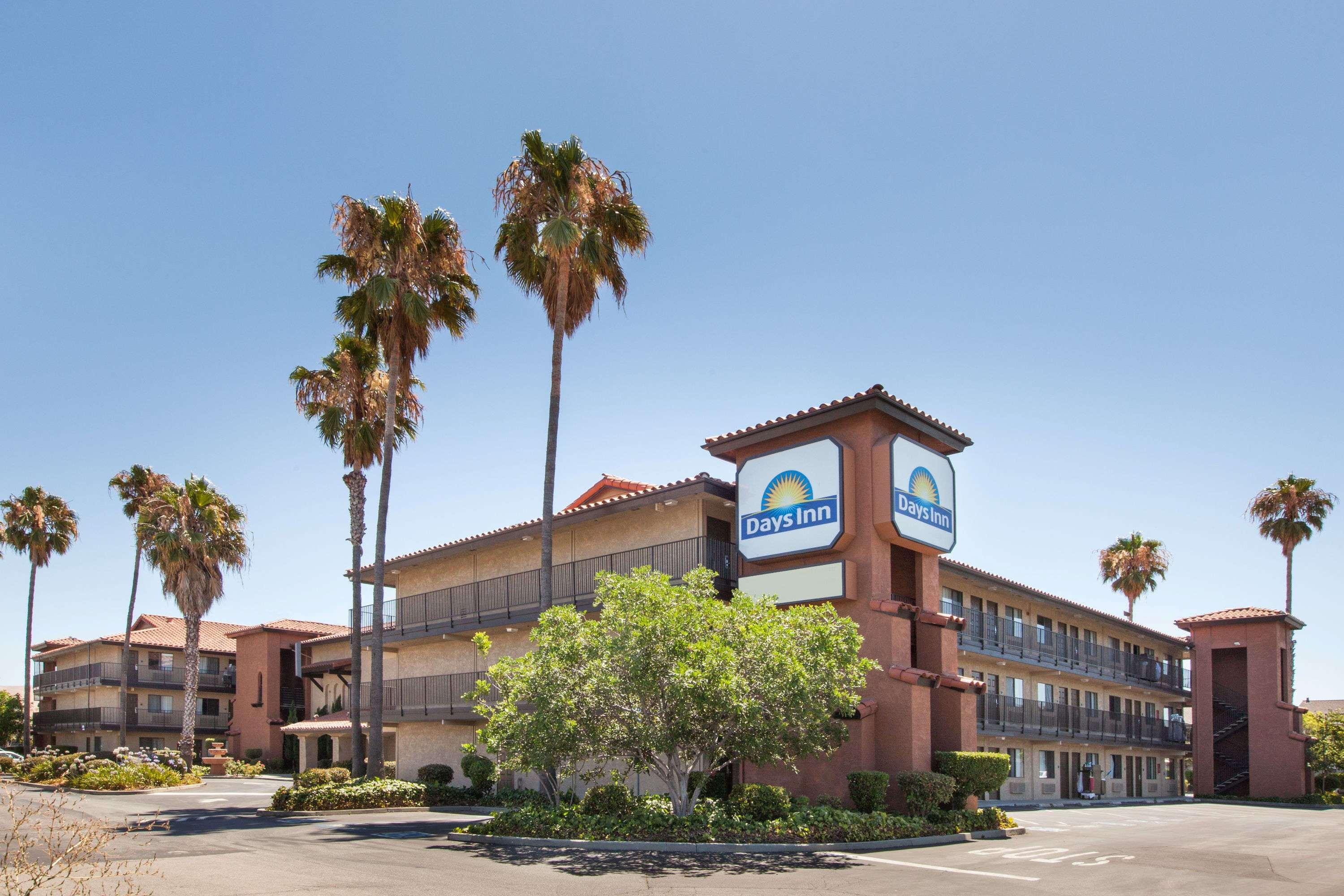 Days Inn By Wyndham San Jose Airport Milpitas Eksteriør bilde