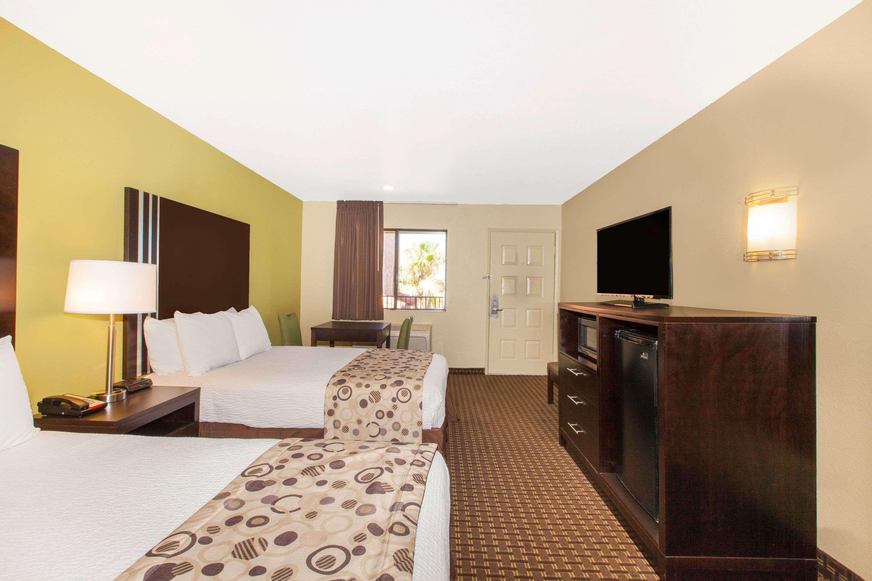 Days Inn By Wyndham San Jose Airport Milpitas Eksteriør bilde